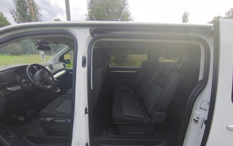 Peugeot Traveller I, 2020 год, 2 250 000 рублей, 15 фотография