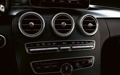 Mercedes-Benz C-Класс, 2016 год, 1 895 000 рублей, 15 фотография