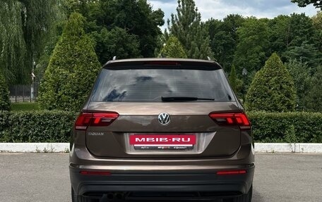 Volkswagen Tiguan II, 2018 год, 1 890 000 рублей, 13 фотография