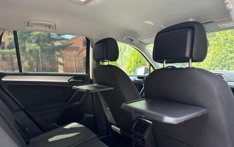 Volkswagen Tiguan II, 2018 год, 1 890 000 рублей, 19 фотография