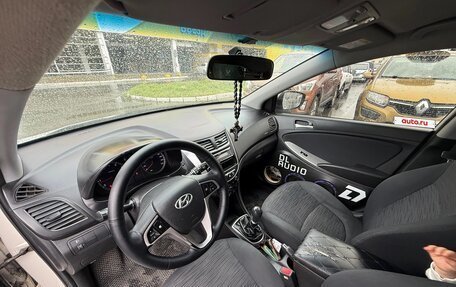 Hyundai Solaris II рестайлинг, 2014 год, 800 000 рублей, 5 фотография