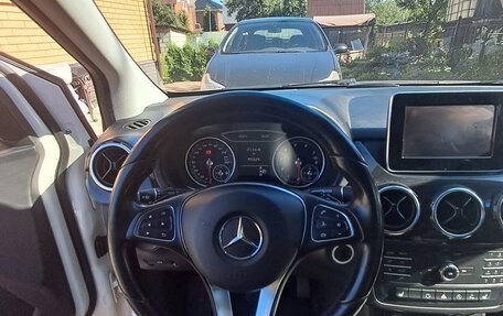Mercedes-Benz B-Класс, 2015 год, 1 400 000 рублей, 9 фотография