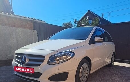 Mercedes-Benz B-Класс, 2015 год, 1 400 000 рублей, 12 фотография