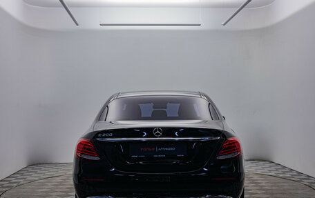 Mercedes-Benz E-Класс, 2016 год, 2 945 000 рублей, 7 фотография