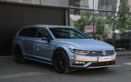 Volkswagen Passat B8 рестайлинг, 2016 год, 2 750 000 рублей, 4 фотография
