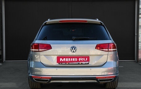 Volkswagen Passat B8 рестайлинг, 2016 год, 2 750 000 рублей, 6 фотография