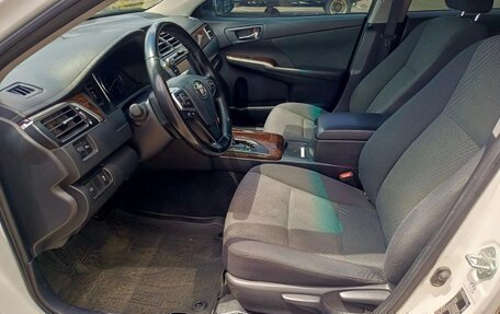 Toyota Camry, 2014 год, 1 600 000 рублей, 15 фотография