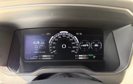 Toyota Sequoia, 2024 год, 11 200 000 рублей, 26 фотография