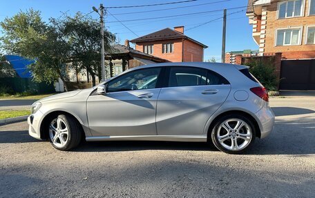 Mercedes-Benz A-Класс, 2015 год, 1 350 000 рублей, 24 фотография