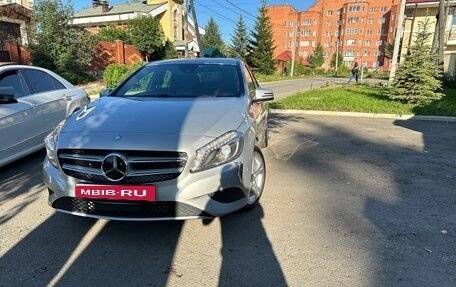 Mercedes-Benz A-Класс, 2015 год, 1 350 000 рублей, 25 фотография