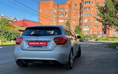 Mercedes-Benz A-Класс, 2015 год, 1 350 000 рублей, 29 фотография