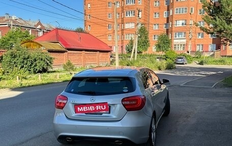 Mercedes-Benz A-Класс, 2015 год, 1 350 000 рублей, 28 фотография