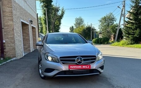 Mercedes-Benz A-Класс, 2015 год, 1 350 000 рублей, 37 фотография