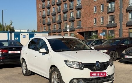 Renault Logan II, 2016 год, 890 000 рублей, 6 фотография