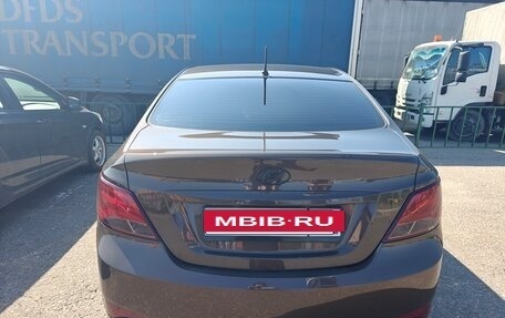 Hyundai Solaris II рестайлинг, 2015 год, 999 000 рублей, 6 фотография