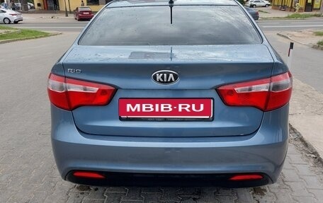 KIA Rio III рестайлинг, 2013 год, 830 000 рублей, 1 фотография