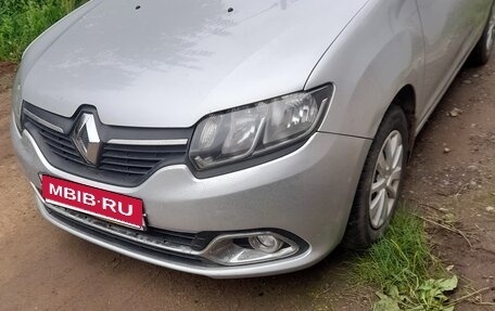 Renault Logan II, 2016 год, 750 000 рублей, 1 фотография
