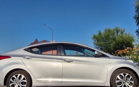 Hyundai Elantra V, 2012 год, 980 000 рублей, 7 фотография