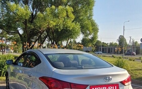 Hyundai Elantra V, 2012 год, 980 000 рублей, 2 фотография
