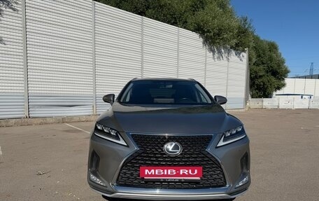 Lexus RX IV рестайлинг, 2021 год, 6 300 000 рублей, 2 фотография