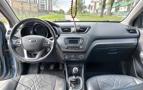 KIA Rio III рестайлинг, 2013 год, 830 000 рублей, 10 фотография