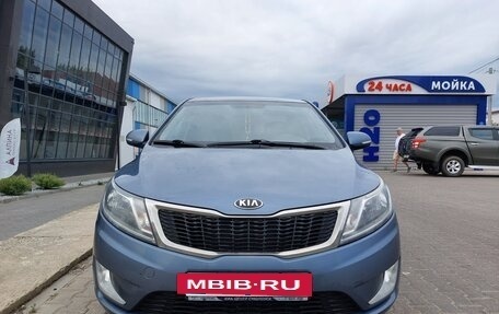 KIA Rio III рестайлинг, 2013 год, 830 000 рублей, 18 фотография