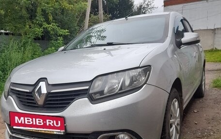 Renault Logan II, 2016 год, 750 000 рублей, 7 фотография