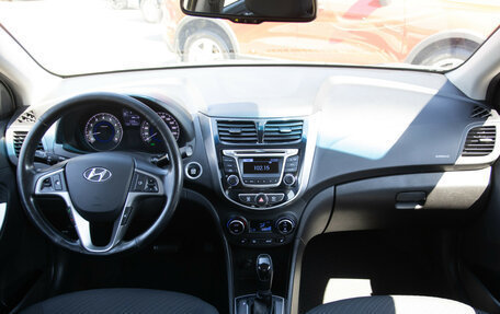 Hyundai Solaris II рестайлинг, 2014 год, 978 000 рублей, 12 фотография