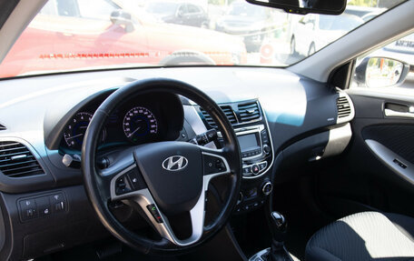 Hyundai Solaris II рестайлинг, 2014 год, 978 000 рублей, 11 фотография