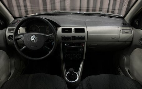 Volkswagen Pointer, 2004 год, 139 999 рублей, 7 фотография