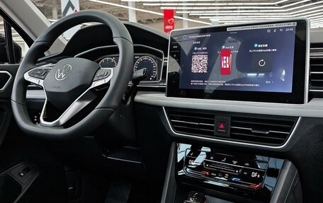 Volkswagen Tiguan II, 2026 год, 4 299 000 рублей, 10 фотография