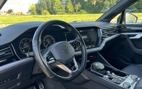 Volkswagen Touareg III, 2021 год, 5 890 000 рублей, 7 фотография