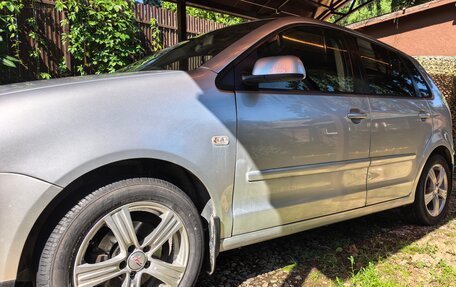 Volkswagen Polo IV рестайлинг, 2004 год, 420 000 рублей, 5 фотография