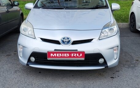 Toyota Prius, 2012 год, 1 300 000 рублей, 1 фотография
