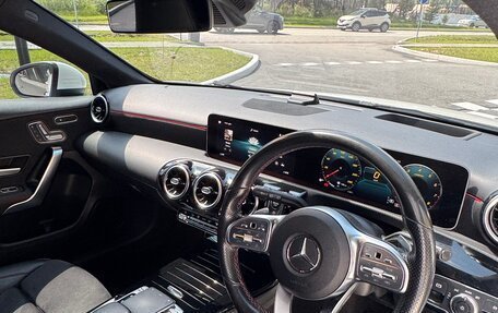 Mercedes-Benz A-Класс, 2019 год, 1 920 000 рублей, 15 фотография