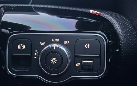 Mercedes-Benz A-Класс, 2019 год, 1 920 000 рублей, 33 фотография
