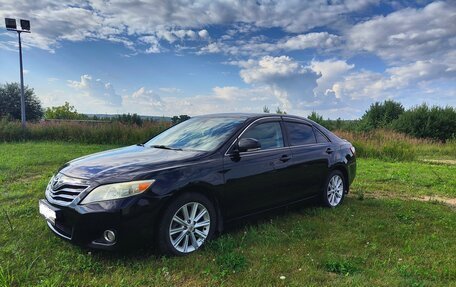 Toyota Camry, 2011 год, 1 400 000 рублей, 6 фотография