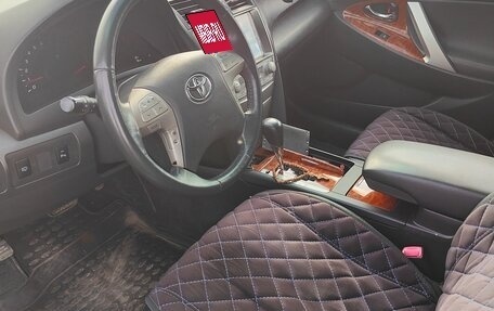 Toyota Camry, 2011 год, 1 400 000 рублей, 7 фотография