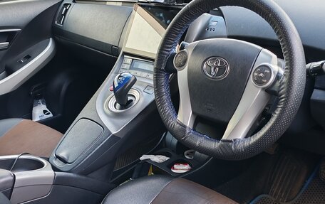 Toyota Prius, 2012 год, 1 300 000 рублей, 9 фотография