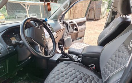 Toyota Land Cruiser Prado 150 рестайлинг 2, 2017 год, 5 350 000 рублей, 8 фотография