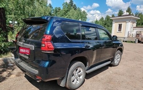 Toyota Land Cruiser Prado 150 рестайлинг 2, 2017 год, 5 350 000 рублей, 4 фотография