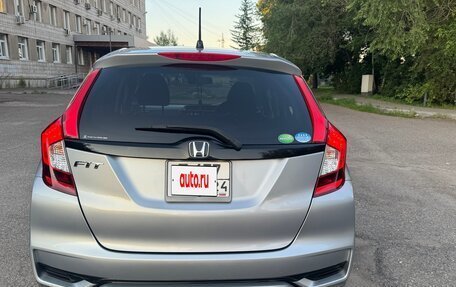 Honda Fit III, 2019 год, 1 350 000 рублей, 12 фотография