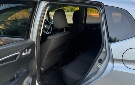 Honda Fit III, 2019 год, 1 350 000 рублей, 7 фотография
