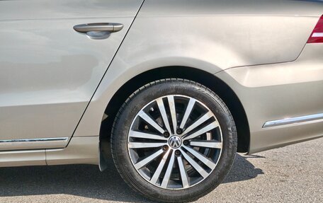 Volkswagen Passat B7, 2014 год, 1 030 000 рублей, 33 фотография
