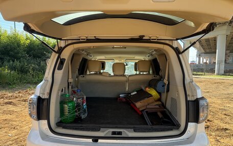 Nissan Patrol, 2012 год, 1 800 000 рублей, 12 фотография