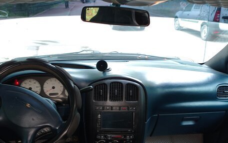 Chrysler Town & Country IV, 2002 год, 700 000 рублей, 15 фотография