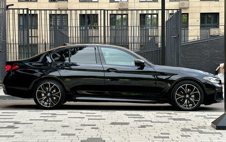 BMW 5 серия, 2021 год, 4 390 000 рублей, 12 фотография