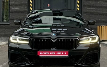 BMW 5 серия, 2021 год, 4 390 000 рублей, 3 фотография