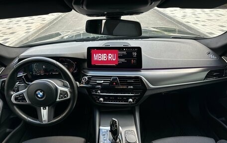 BMW 5 серия, 2021 год, 4 390 000 рублей, 18 фотография