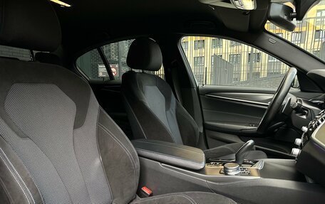 BMW 5 серия, 2021 год, 4 390 000 рублей, 26 фотография